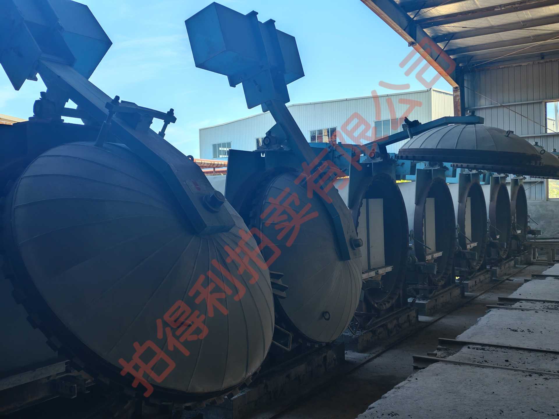 江西省某建材厂蒸压釜，球磨机，锅炉科达新铭丰加气砖生产线拆除