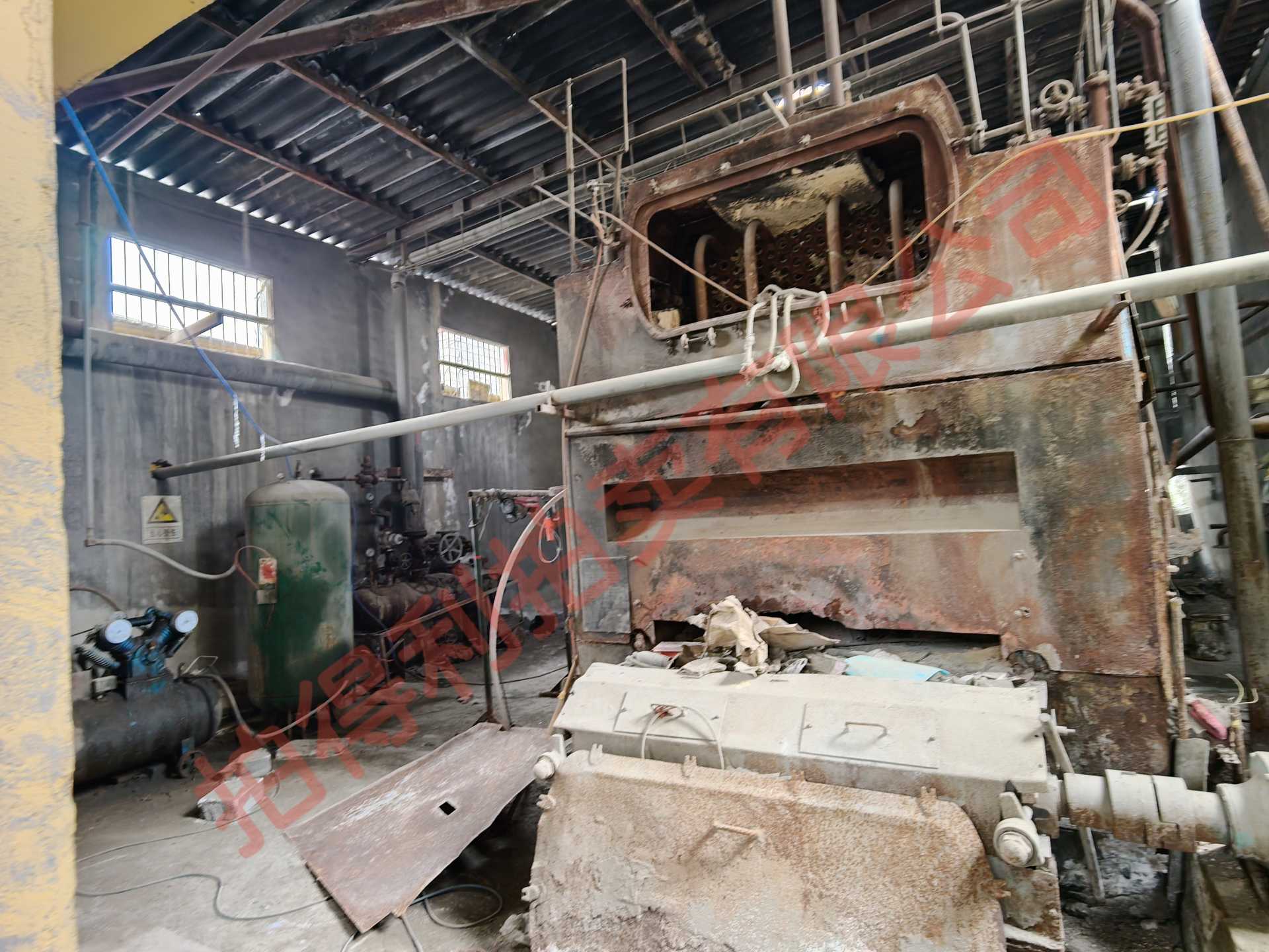 陕西省某建材厂蒸压釜，球磨机，锅炉加气砖生产线设备拆除